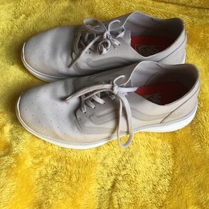 Vans ultra Cush light gray/ white athletic shoes